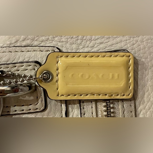 Coach Penelope Ruffle Top Pebble Leather Cream Satchel/Shoulder Bag Yellow Tag - Picture 9 of 13